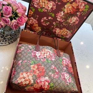 Gucci reversible tote